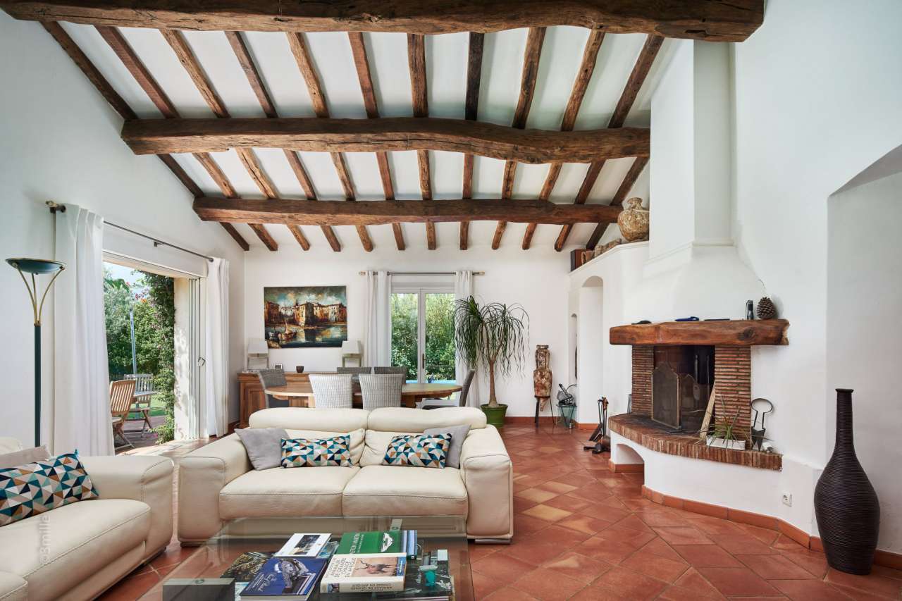 Nestling in over 2 acres of glorious landscaped gardens with pool and viney