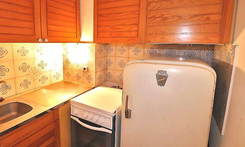 Enjoying wonderful river views from its first floor setting, is this charmi