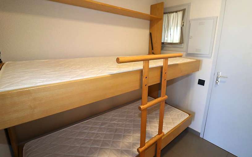 Beautifully renovated first floor studio with garage, enjoying wonderful ri