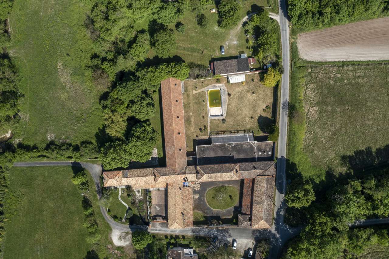 Exciting opportunity to become the owner of this impressive Eighteenth Cent