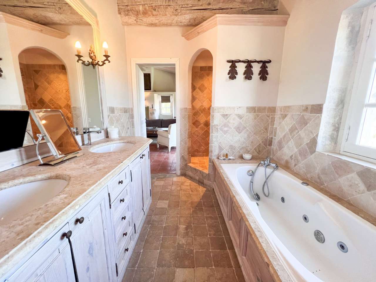 Enjoying uninterrupted panoramic views across the vineyards and countryside