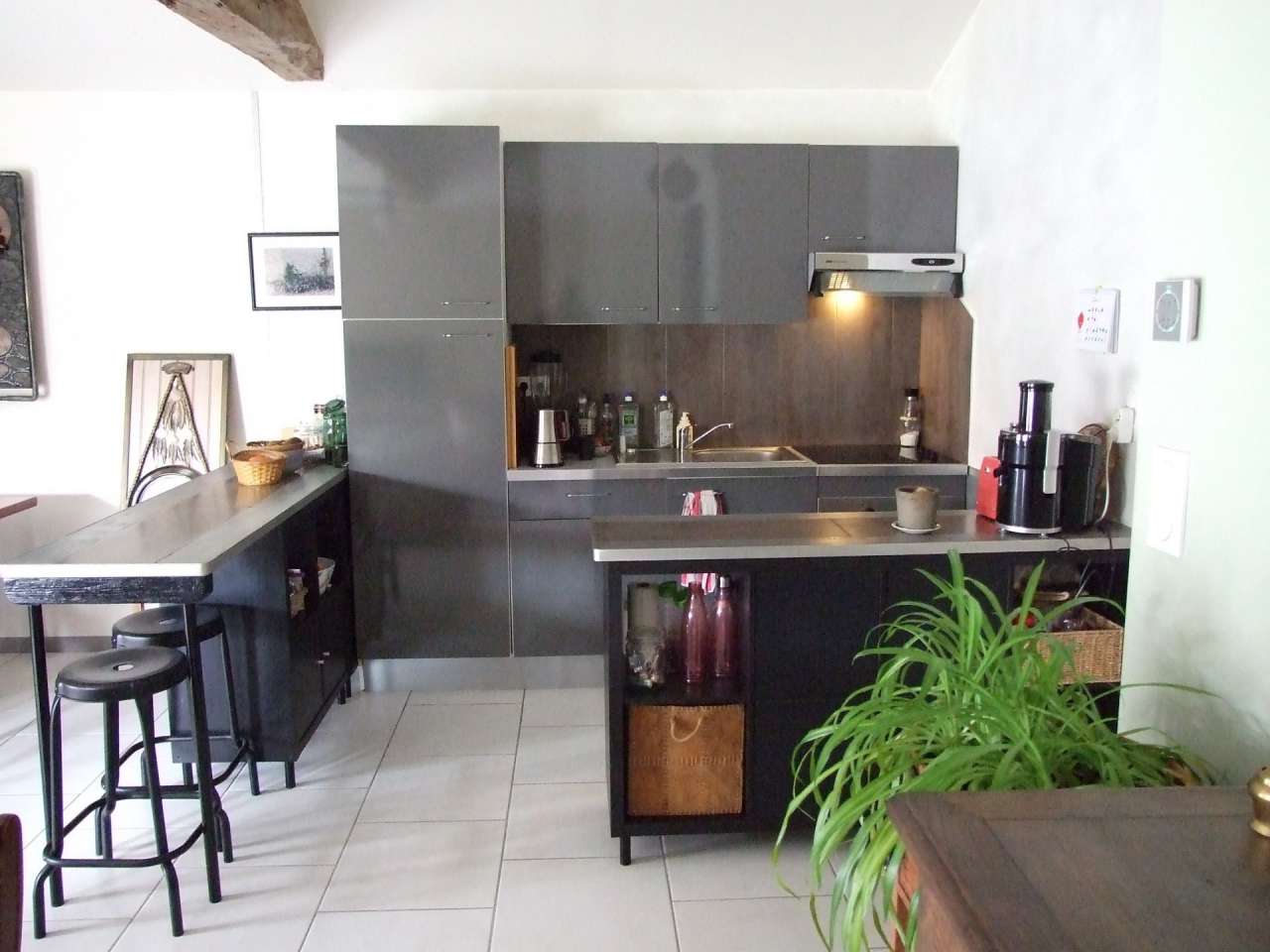 Totally refurbished to an extremely high standard, this superb 4 bedroom st