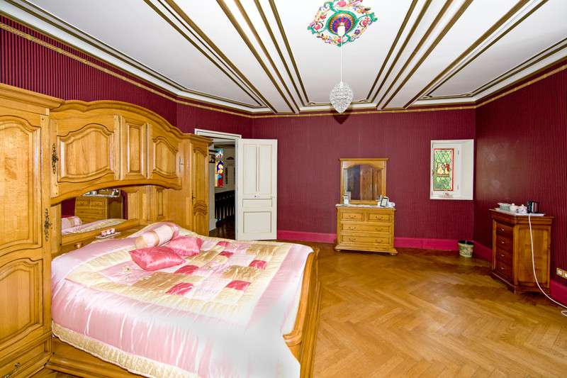 Spacious and beautifully presented French chateau, set in over 83 acres of