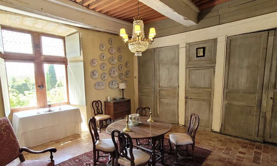 Beautiful Medieval chateau in Gascony, full of character and charm, set in