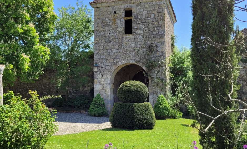 Beautiful Medieval chateau in Gascony, full of character and charm, set in