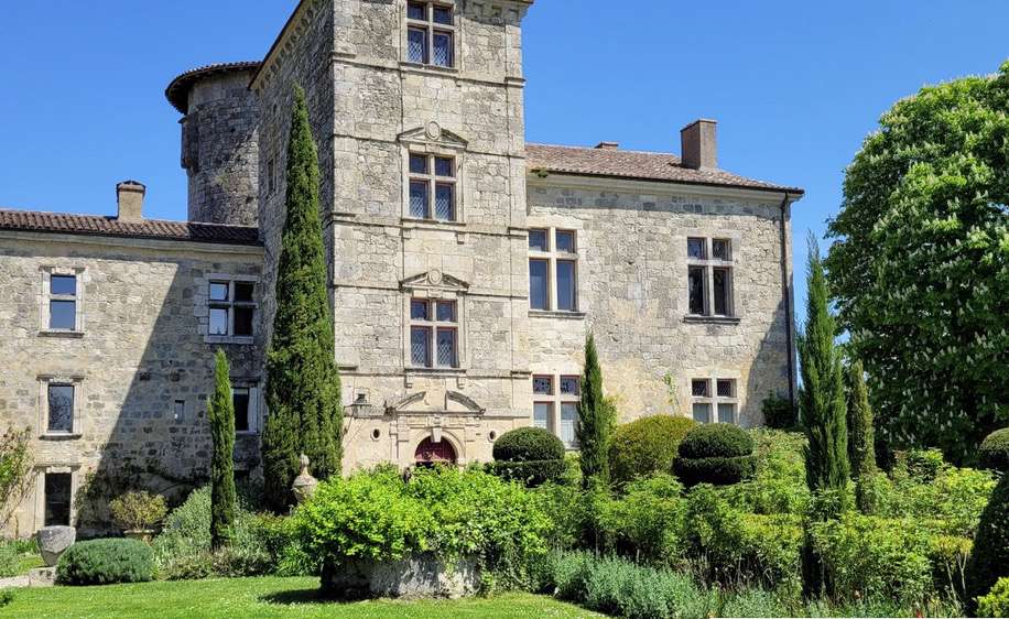 Beautiful Medieval chateau in Gascony, full of character and charm, set in