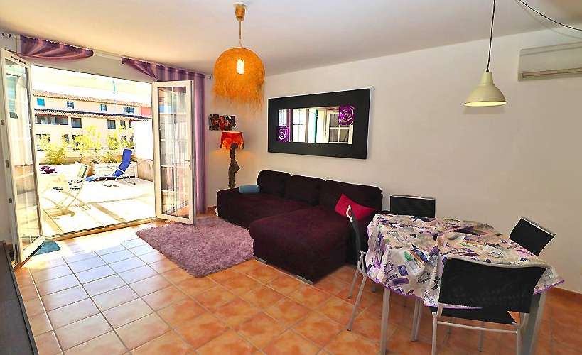 Enjoying scenic river views is this charming 2 bedroom South facing duplex