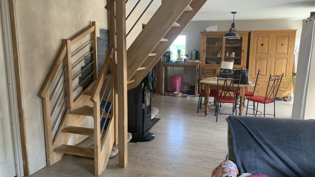 Beautiful 8 bedroom stone built country house, with a total living area of