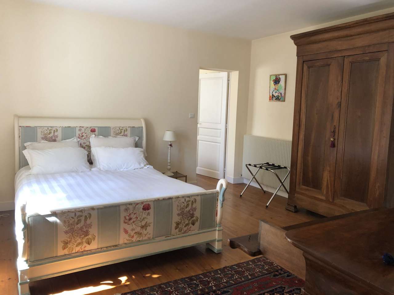 Fabulous character manor house with 2 gites, swimming pool and 5 acres of p