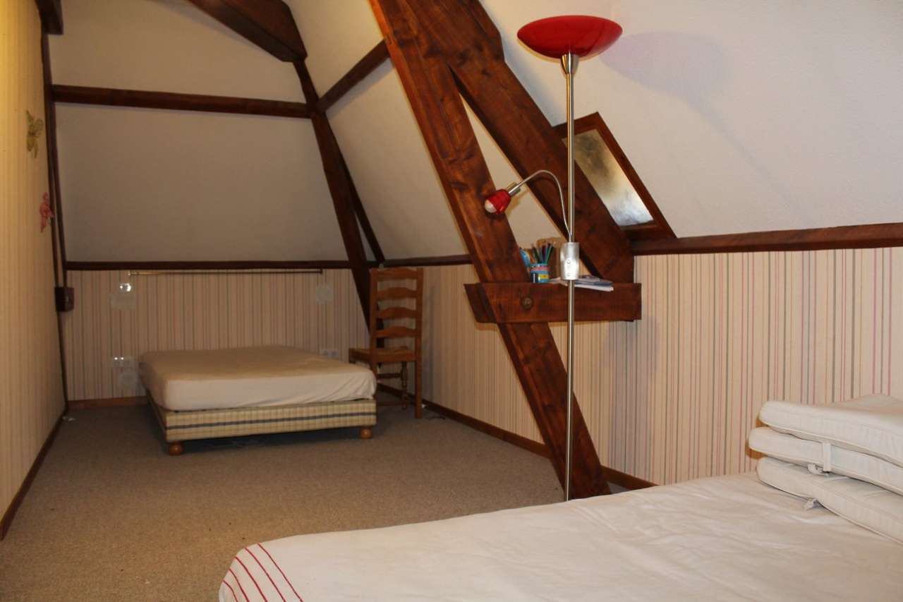 Situated in a quiet setting in Lisle, close to thriving villages and just 6