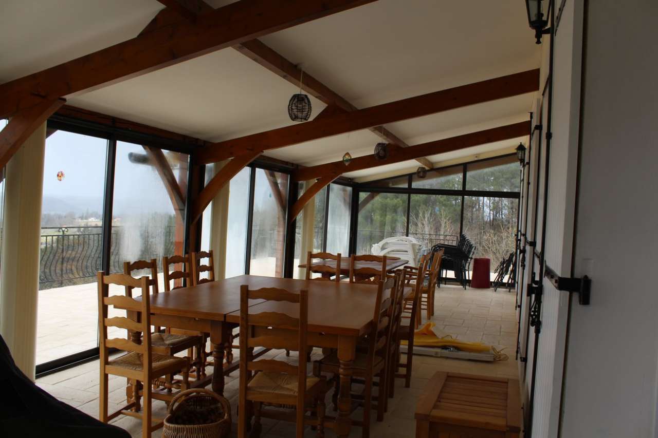 Situated in a quiet setting in Lisle, close to thriving villages and just 6