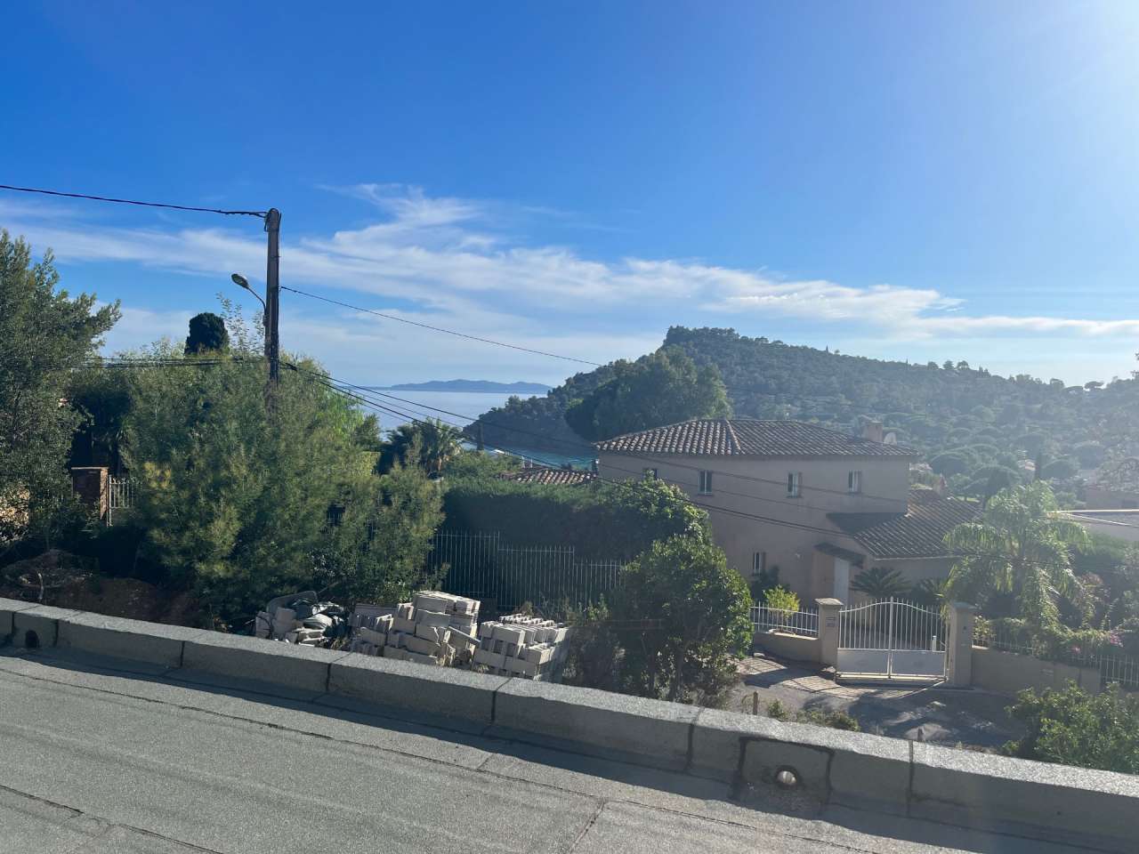 Ideally located in a peaceful area near the beach and all amenities in Rayo