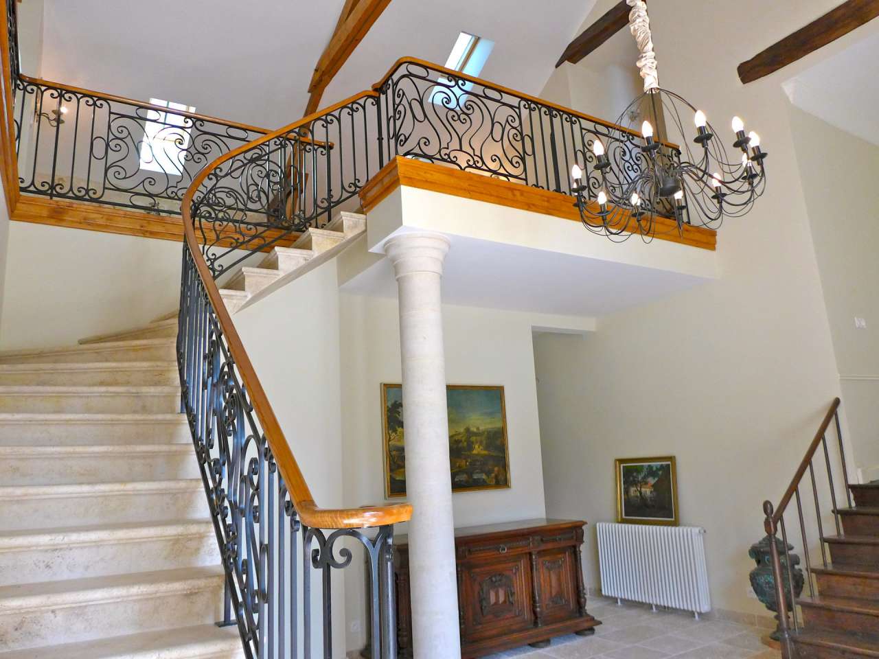 Absolutely beautiful renovated 10 bedroom historical French Chateau with se