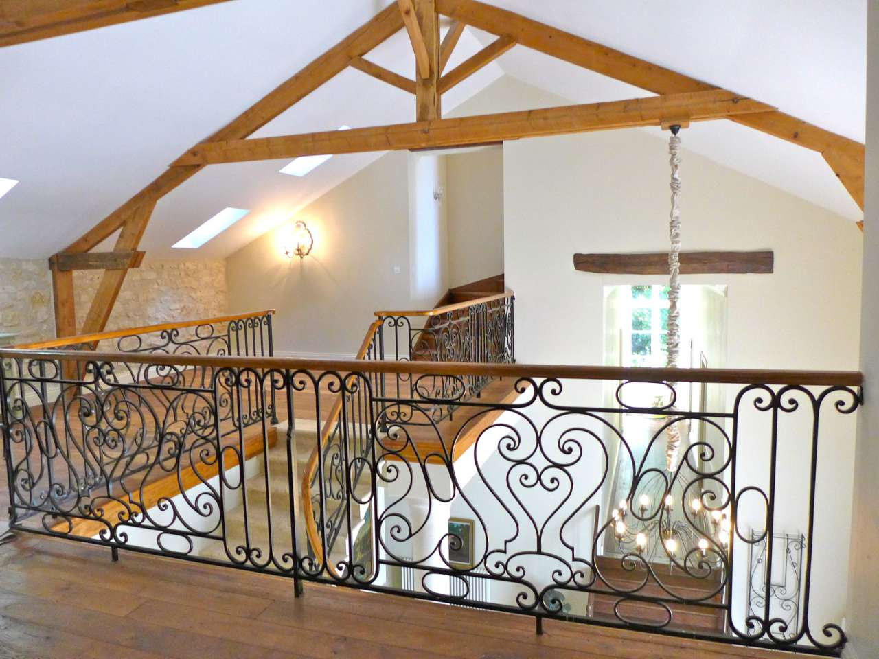 Absolutely beautiful renovated 10 bedroom historical French Chateau with se