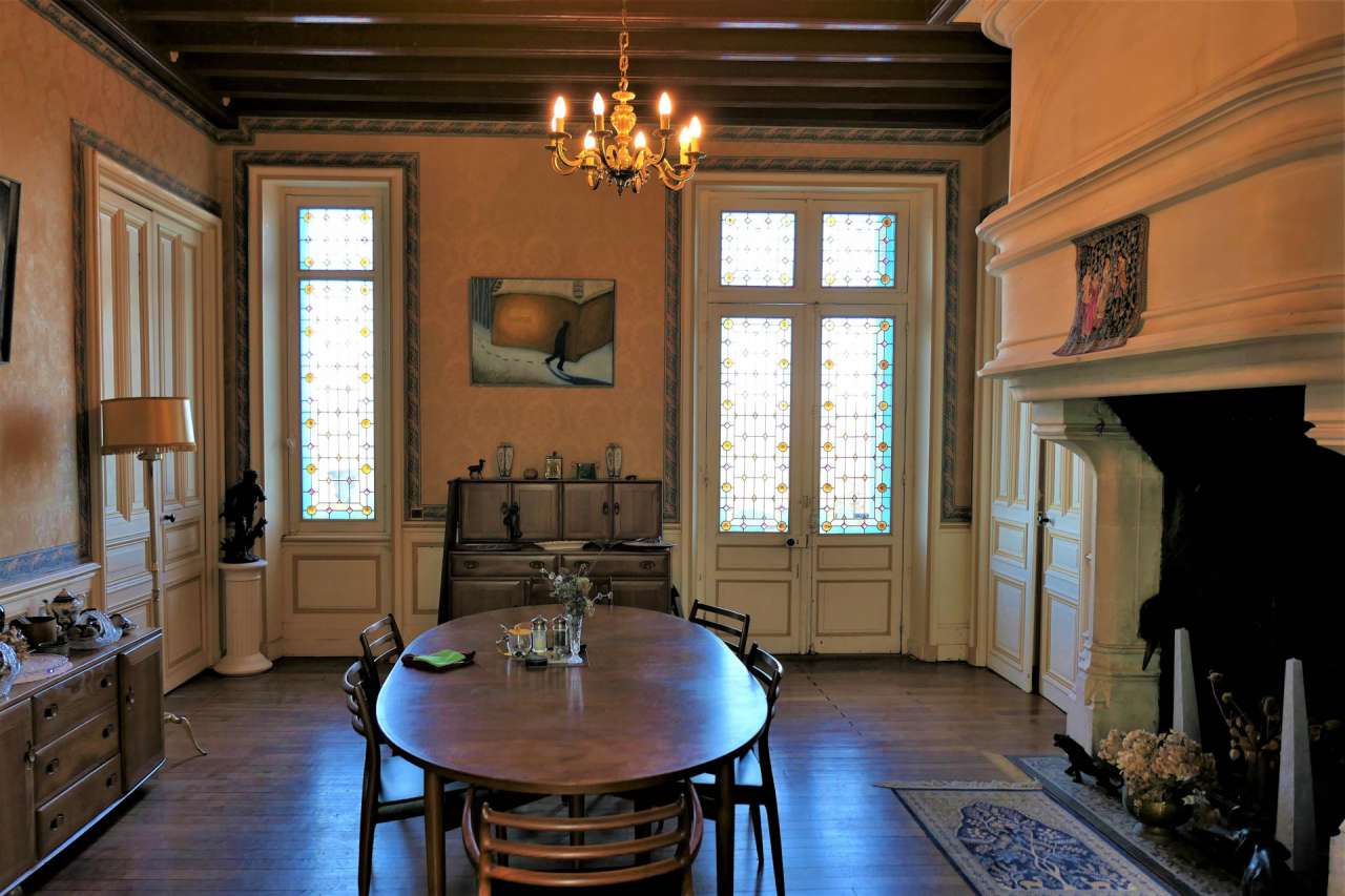 Stunning 7 bedroom, fairy-tale 12 Century chateau, with stunning countrysid