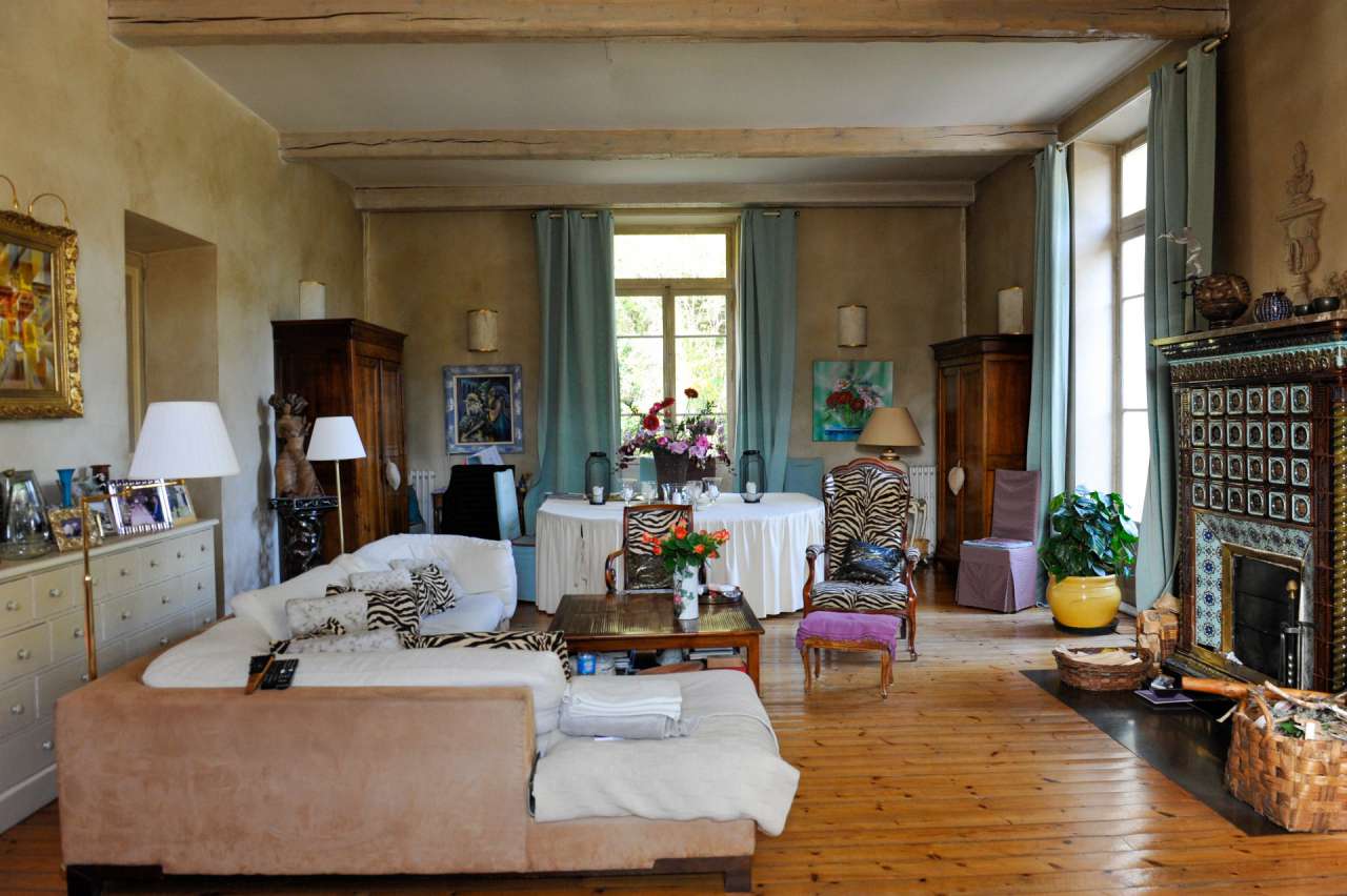 Ideally situated in a quiet setting within the hamlet of Thorenc, which is