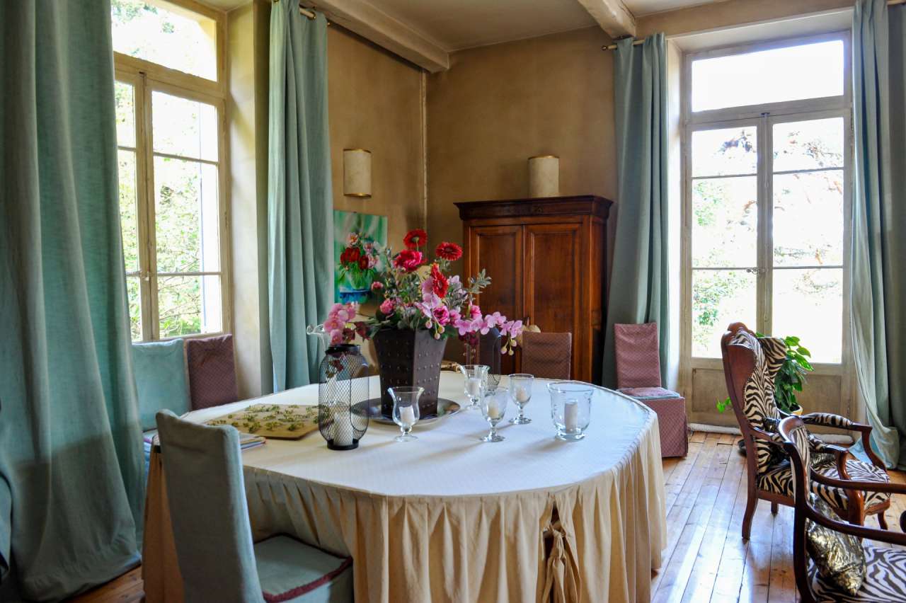 Ideally situated in a quiet setting within the hamlet of Thorenc, which is