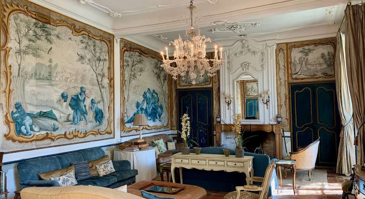 Magnificent and completely refurbished 19 bedroom historical property, with