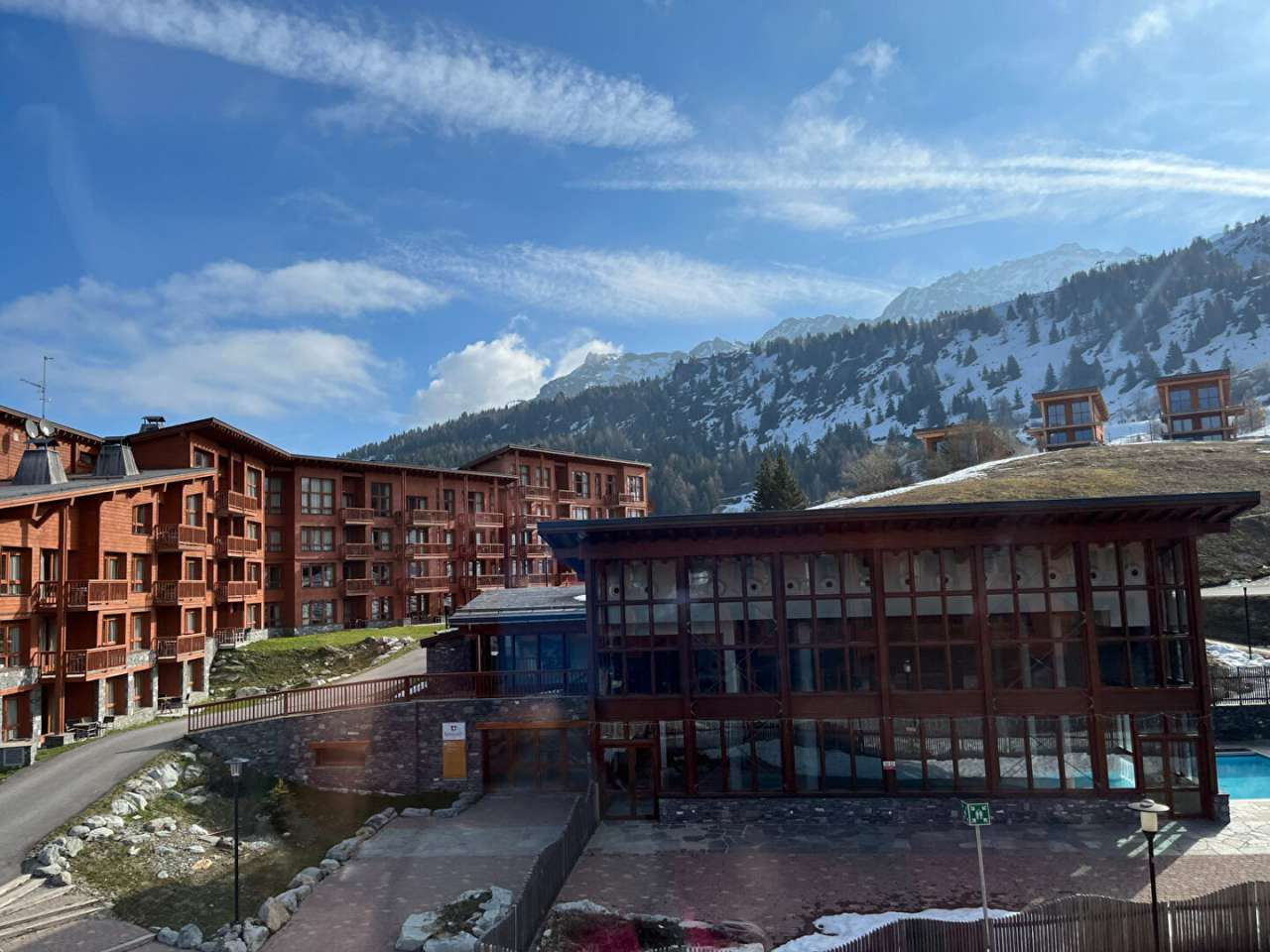 Very nice 2 bedroom penthouse apartment,situated within a tourist residence