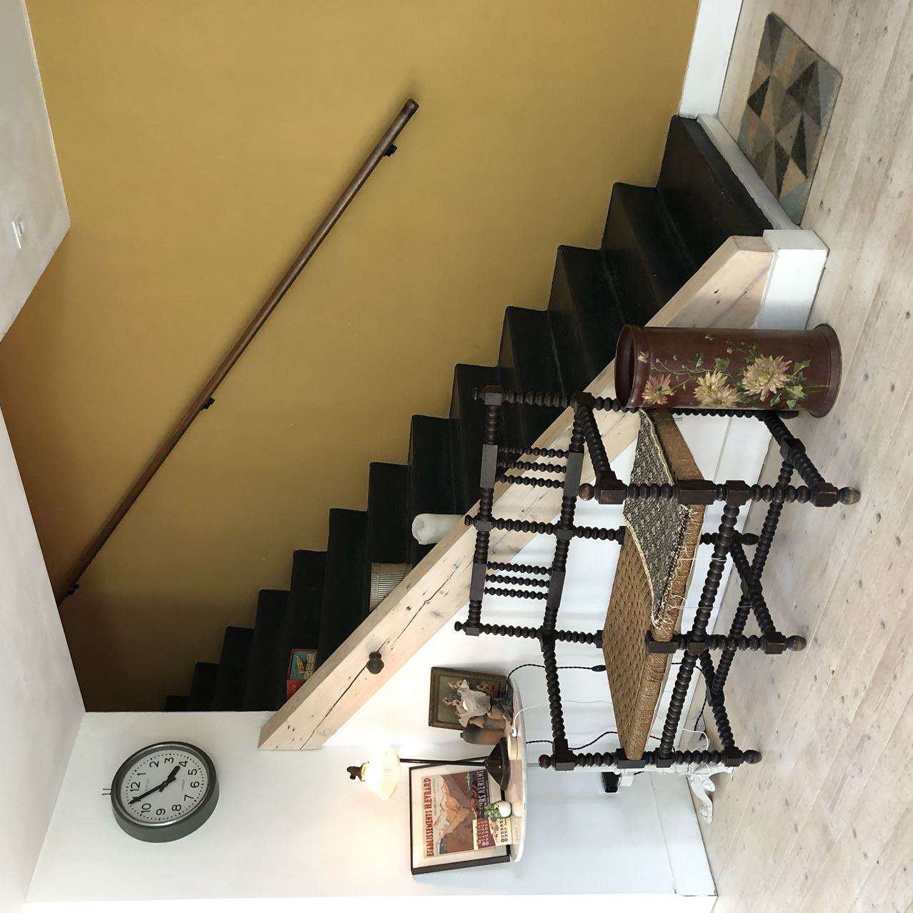 Beautifully renovated, spacious and luxurious 7 bedroom duplex apartment en