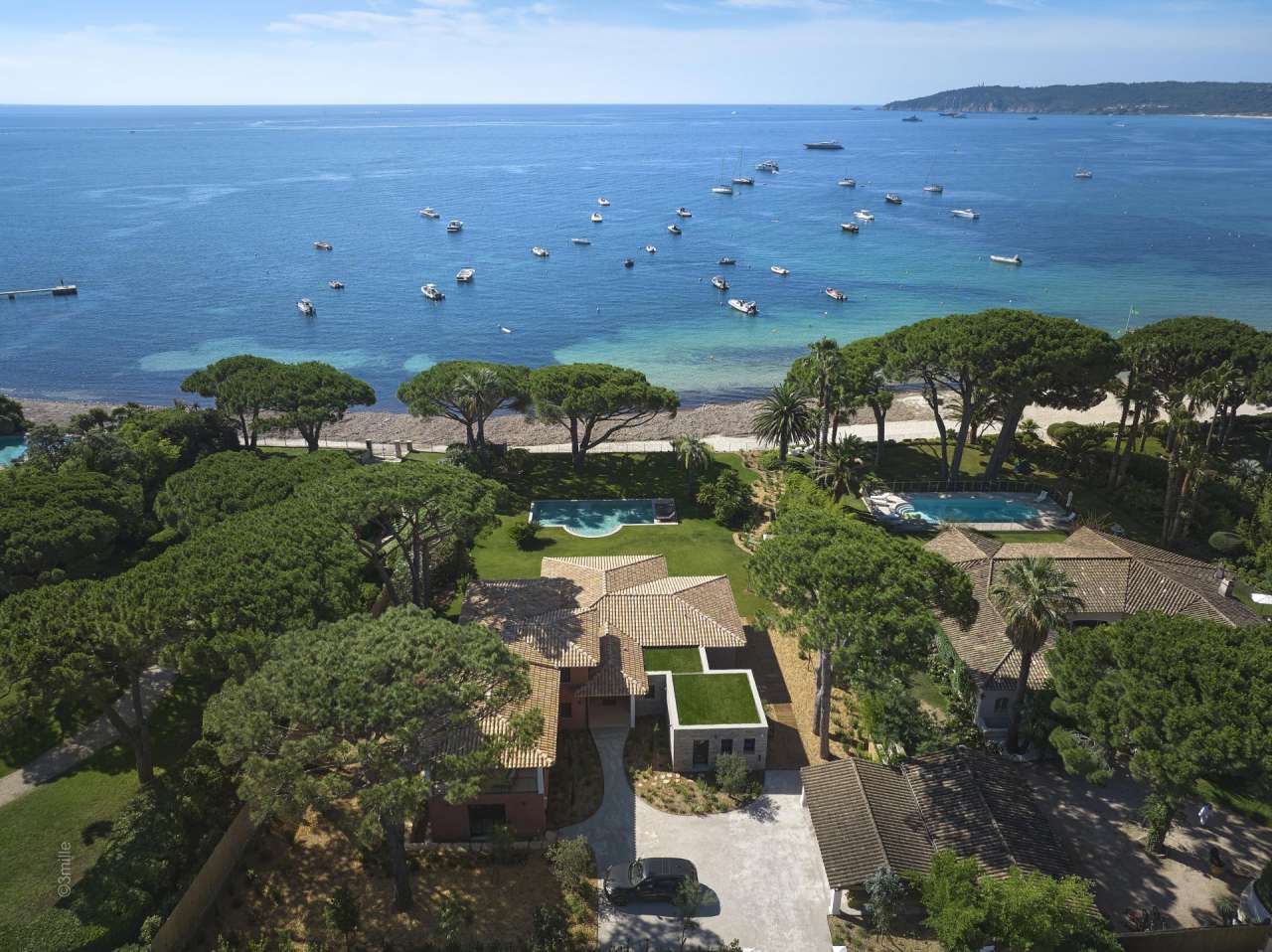 Rare opportunity to acquire an absolutely exceptional 7 bedroom luxurious v