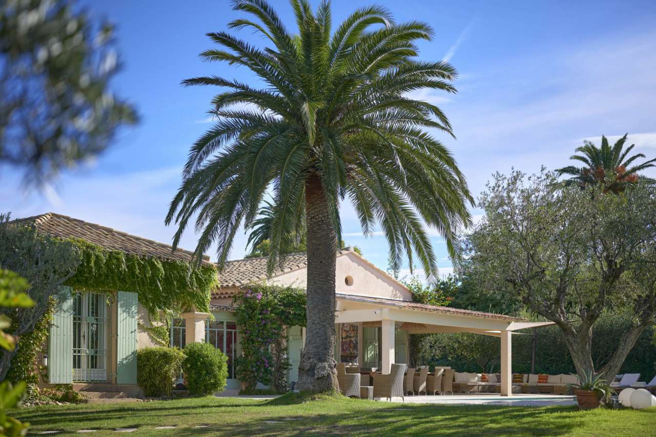 Enjoying panoramic sea views across the vineyards from its ideal location n