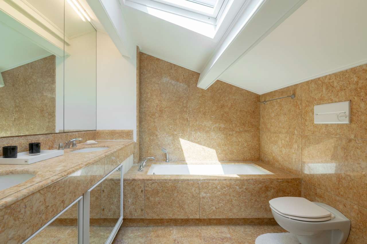 With panoramic sea views, this superb 4 bedroom villa has a total spacious