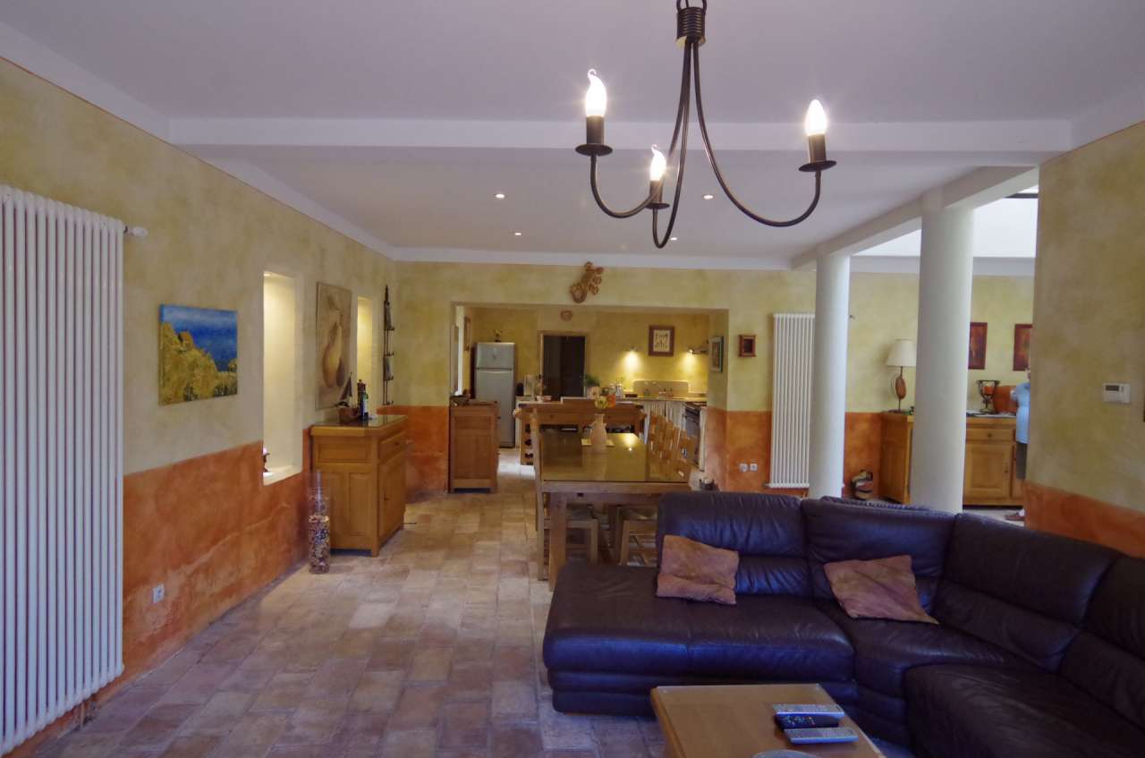 Full of character and completely refurbished, this spacious 5 bedroom home,