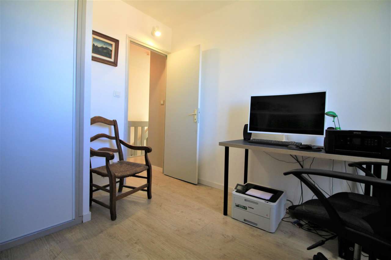 Full of character and charm and beautifully presented 7 bedroom stone built