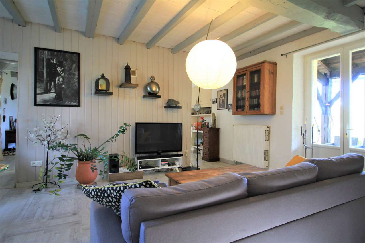 Full of character and charm and beautifully presented 7 bedroom stone built