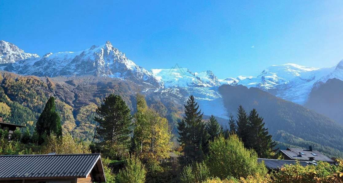 Stylish and bright new one bedroom ground floor apartment with garage, enjo