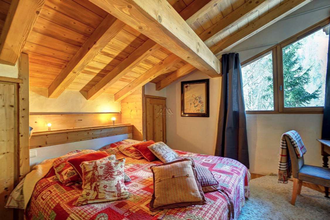 Unique opportunity to acquire a gorgeous 7 bedroom chalet made up of 3 sepa