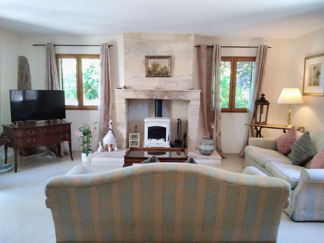 Beautifully restored and full of character and charm, this magnificent and