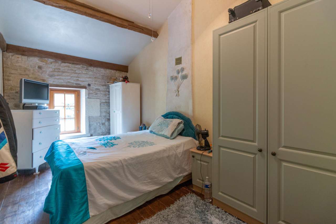 Full of character and charm and ideally situated in a quiet setting on the