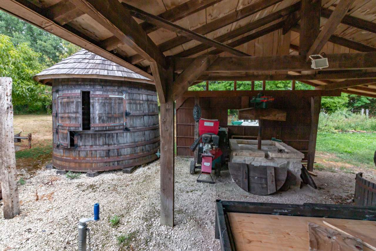 Full of character and charm and ideally situated in a quiet setting on the