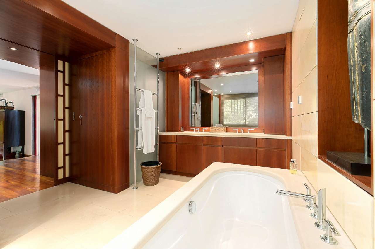 Surrounded by 17,720m2 of mature gardens and ideally located in one of the