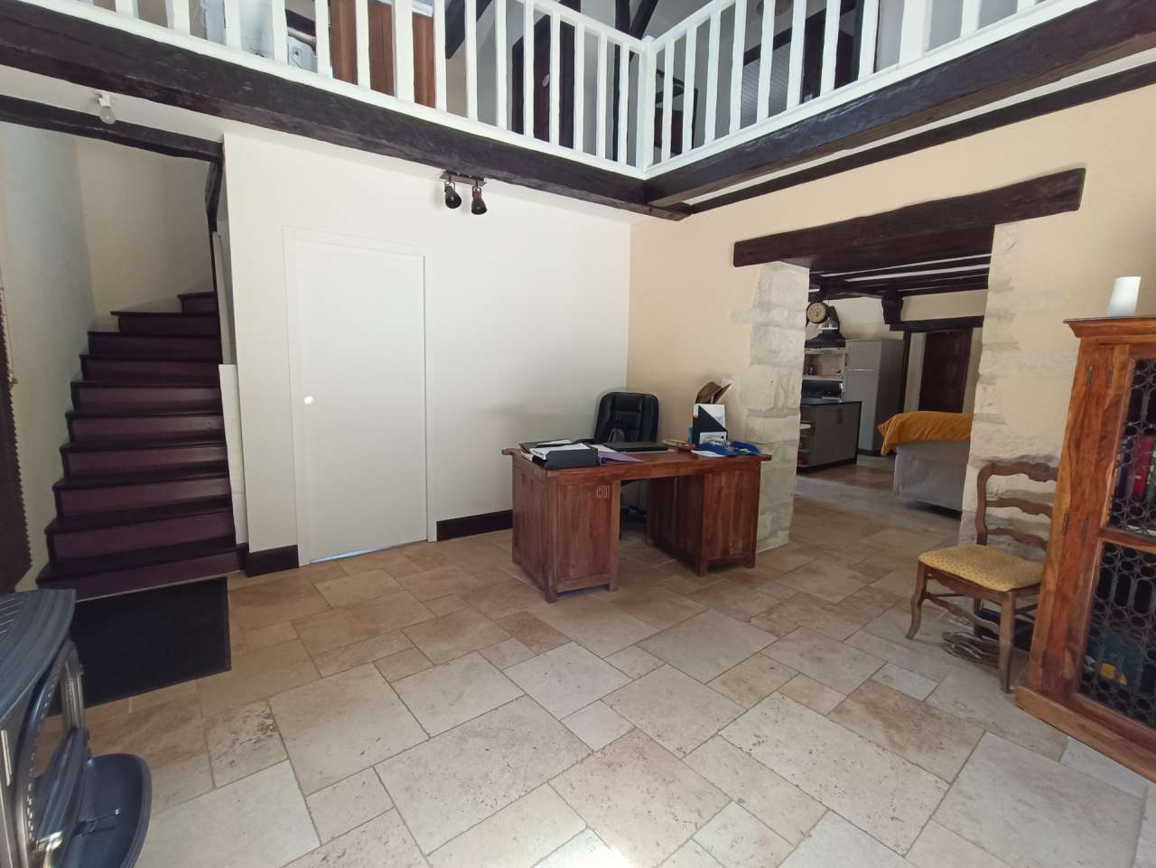 Full of character and charm and ideally located in a quiet setting in Lizan