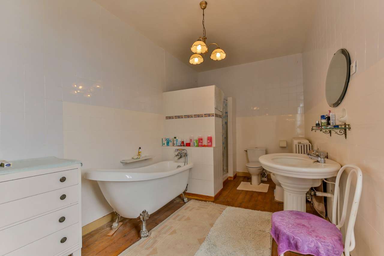 Beautiful character stone property in the historic bastide town of Villerea