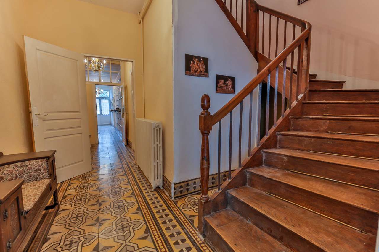 Beautiful character stone property in the historic bastide town of Villerea