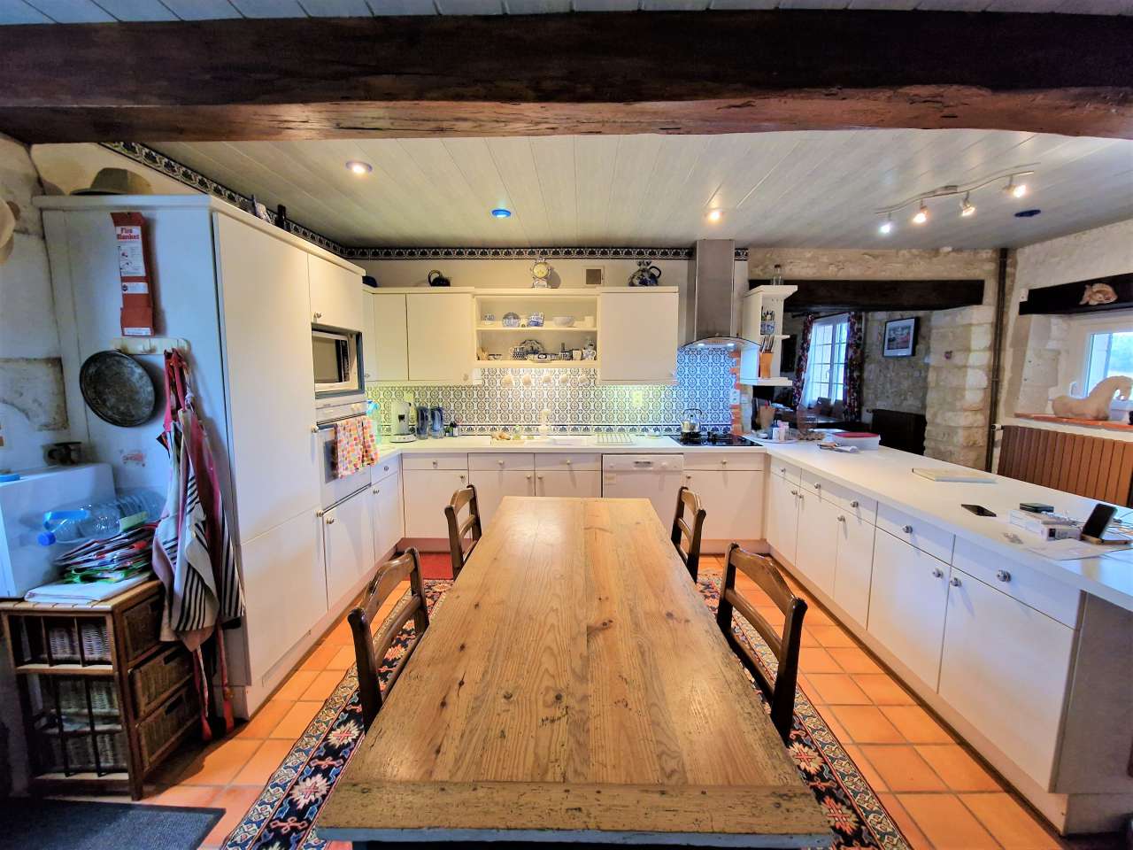 Full of character and charm, this superb 3 bedroom country home is ideally