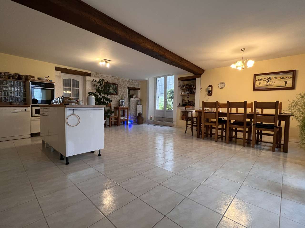 With its origins dating back to the 18th Century, this charming and beautif