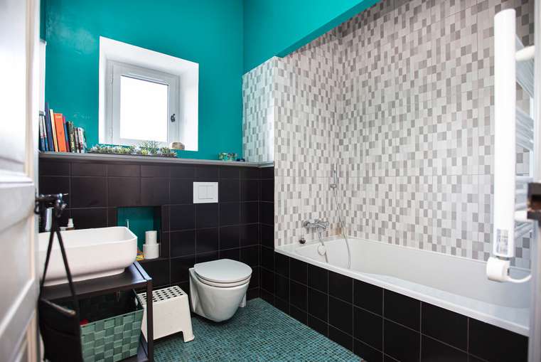 Beautifully renovated majestic 3 storey, 8 bedroom Maison de Maitre with 3