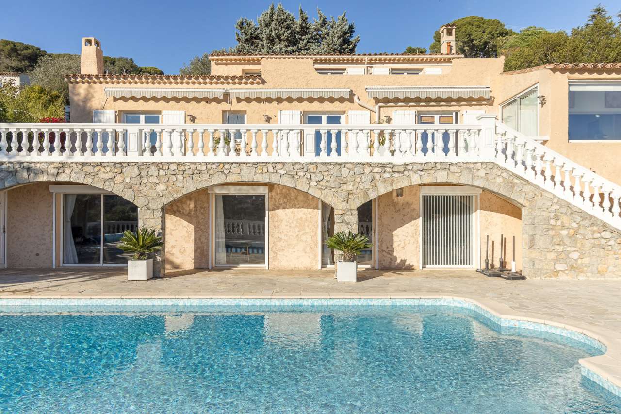 Totally refurbished 8 bedroom Provencal style villa, which has been beautif