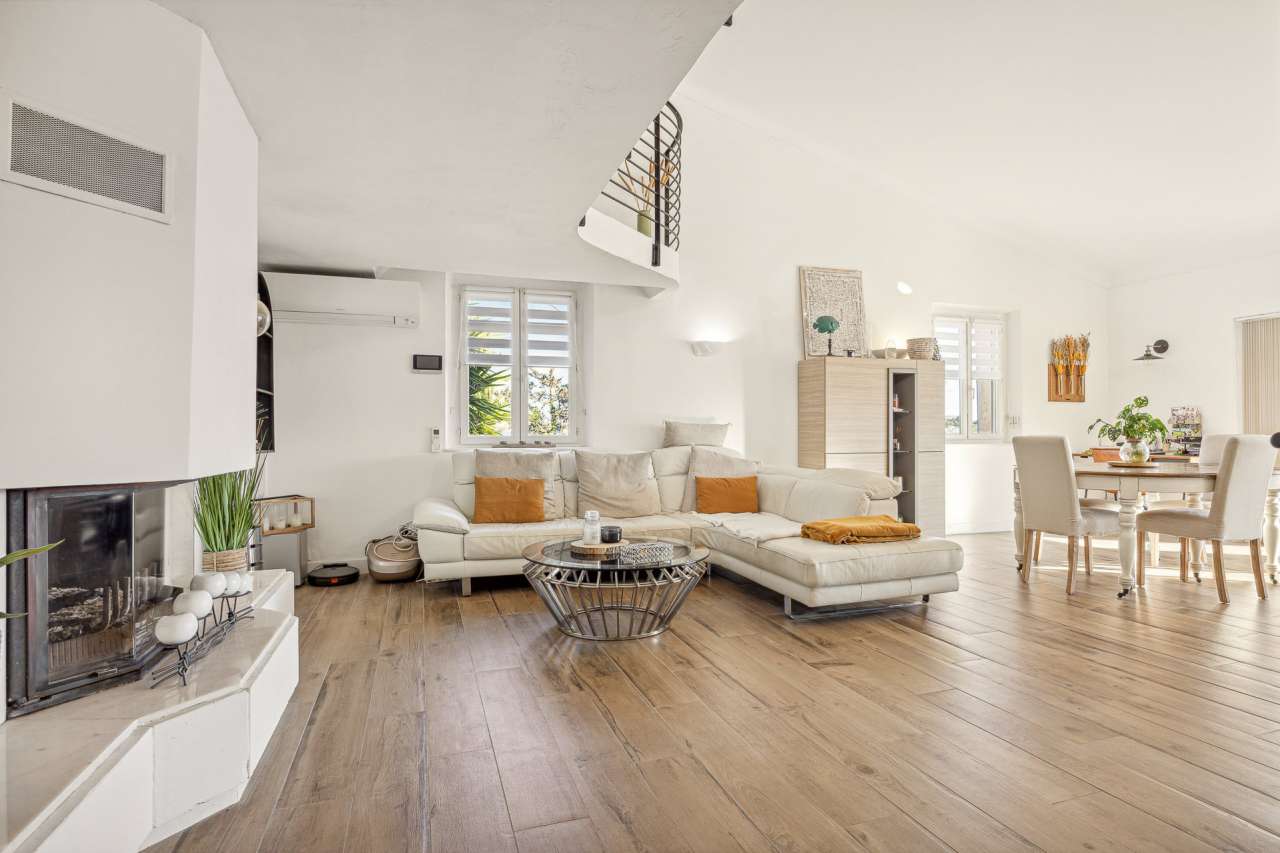 Totally refurbished 8 bedroom Provencal style villa, which has been beautif