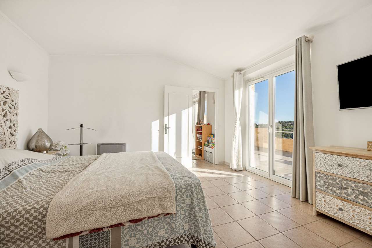 Totally refurbished 8 bedroom Provencal style villa, which has been beautif