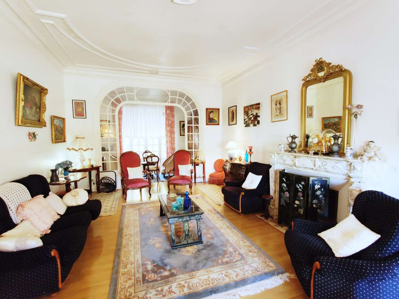 A rare opportunity to acquire a classic 'maison de maitre' in Southern Fran