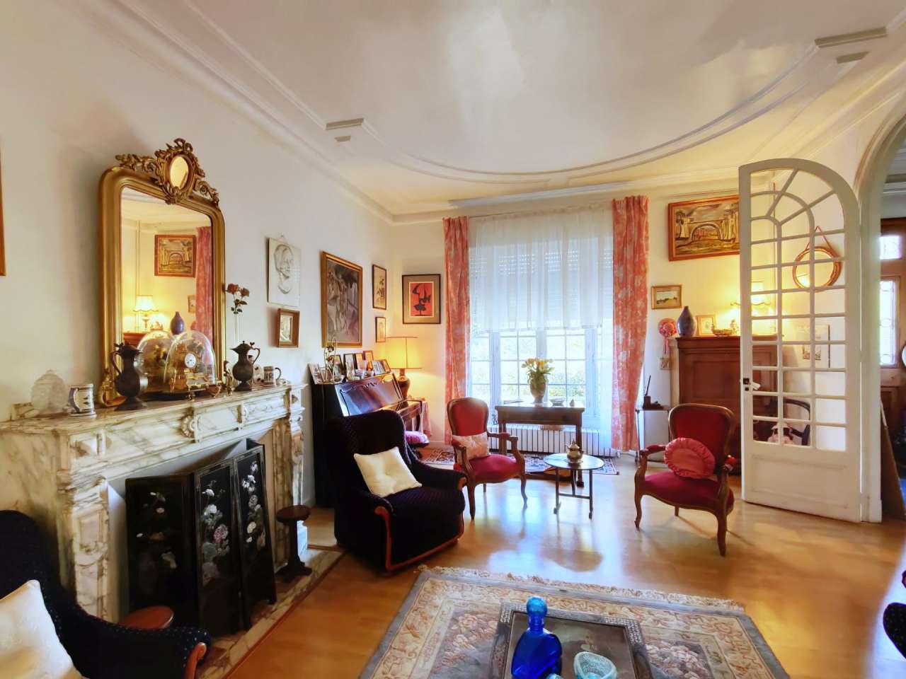 A rare opportunity to acquire a classic 'maison de maitre' in Southern Fran
