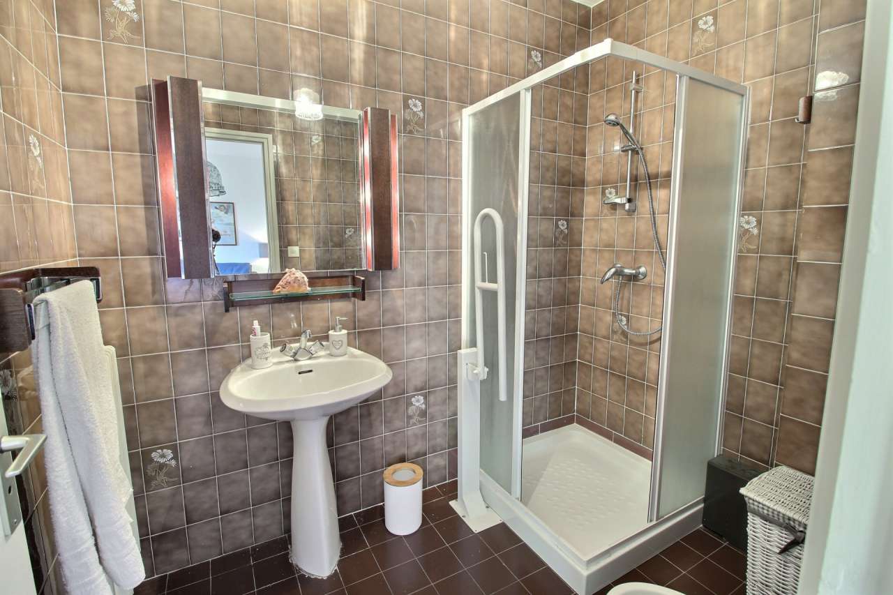 Inviting 2 bedroom apartment with a bright total living area of 84.12m2, id