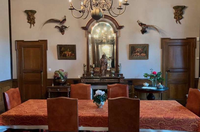 Nestling in 1.9 hectares of glorious land is this beautifully renovated 12