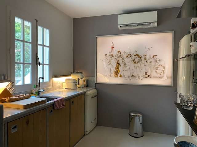 Grand and spacious recently built 5 bedroom villa, situated within a quiet